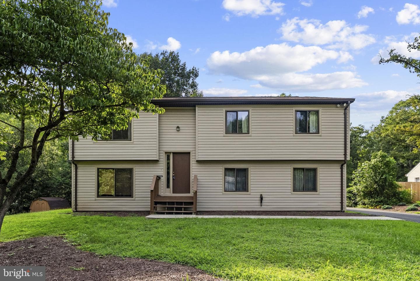 7179 Sunrise Court photo 1