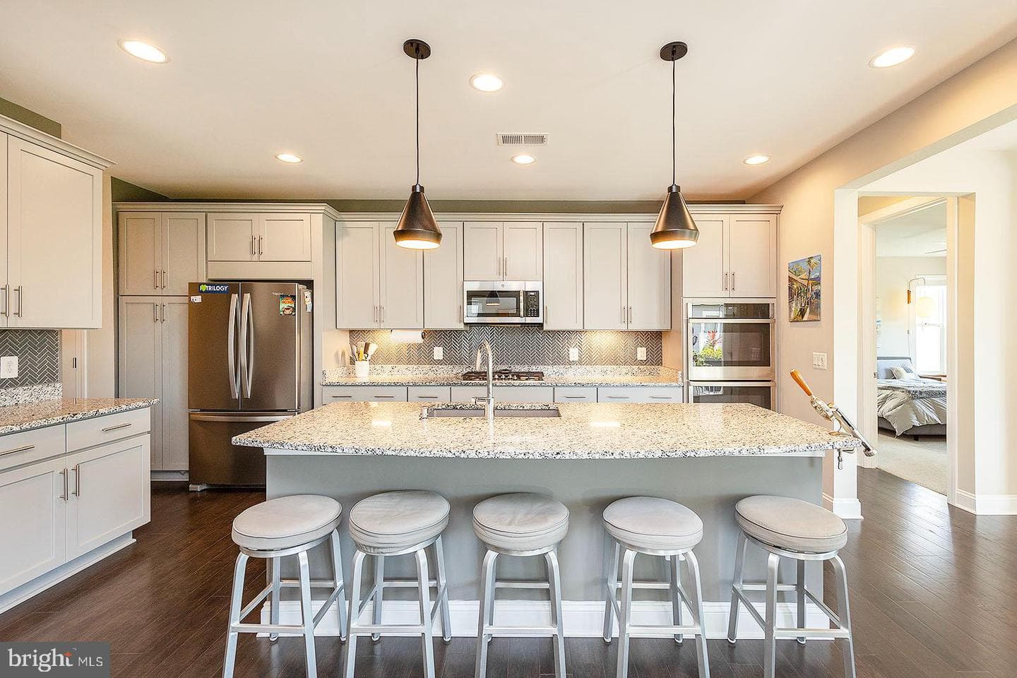 138 Song Sparrow Drive photo 2
