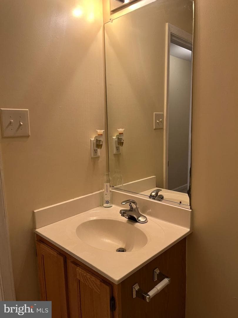 152 Brookland Court photo 6