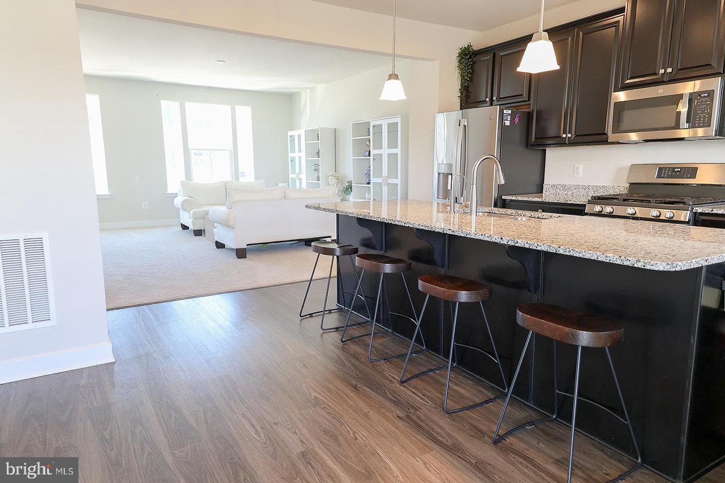125 Bayhill Terrace photo 5