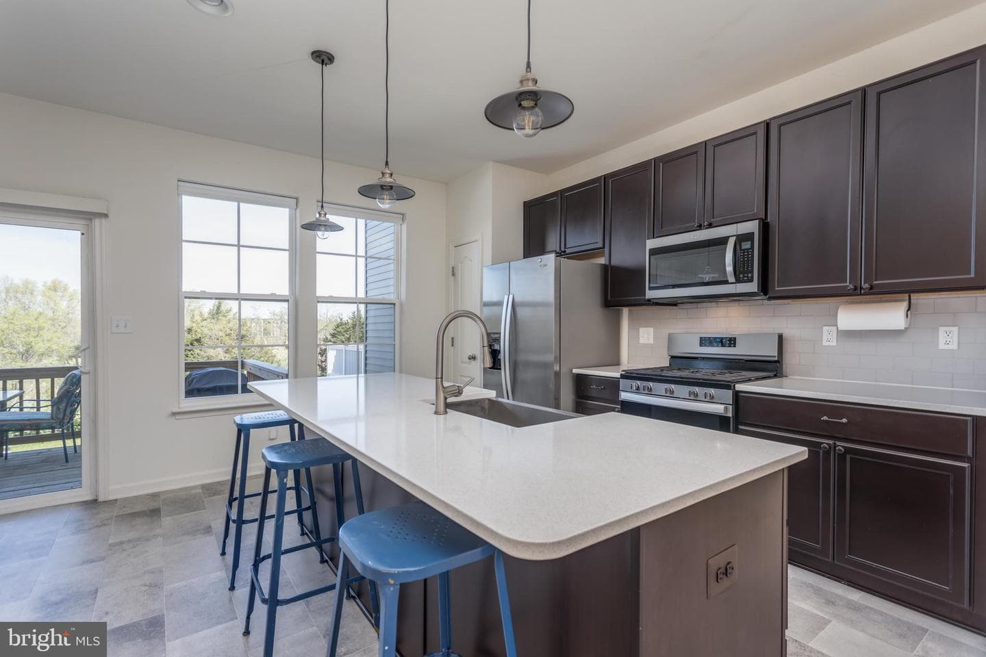 114 Stribling Way photo 8
