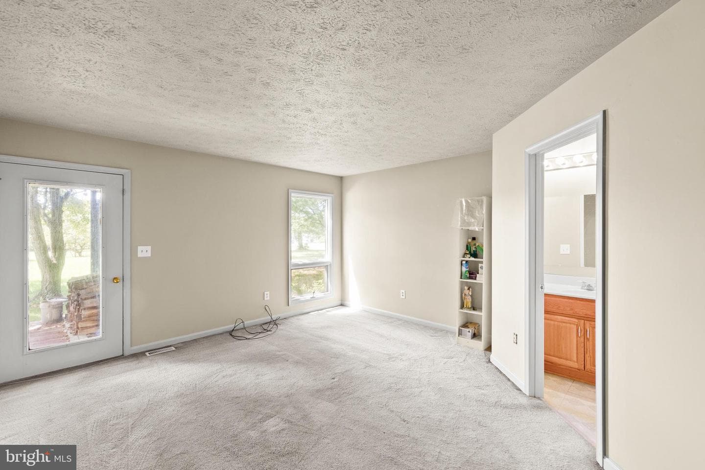 325 Masters Drive photo 24