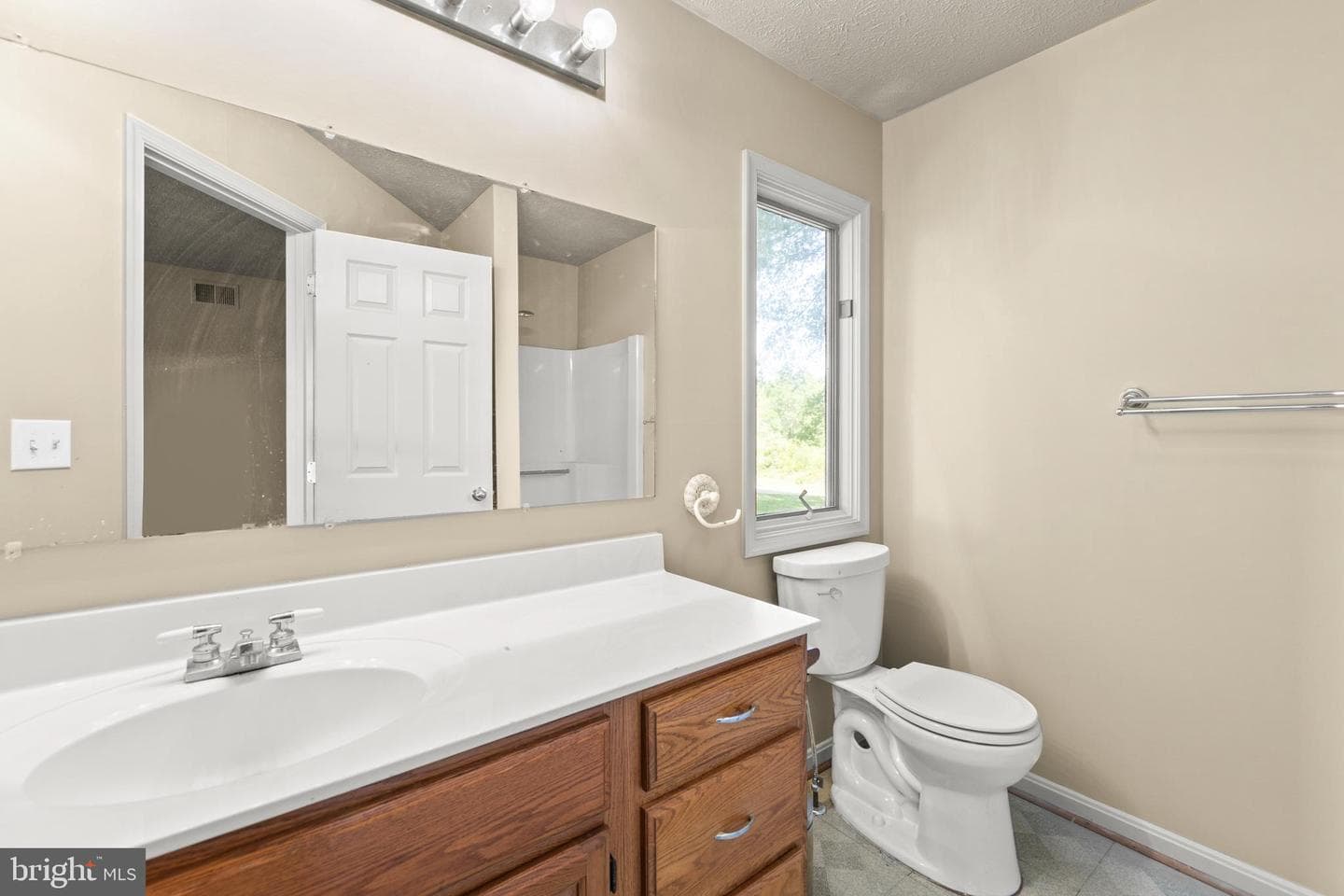325 Masters Drive photo 28