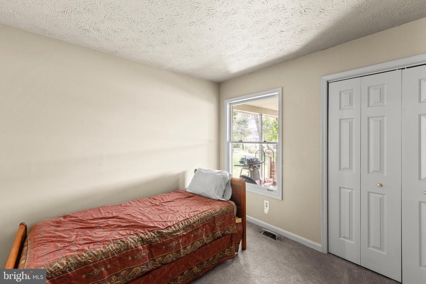 325 Masters Drive photo 32