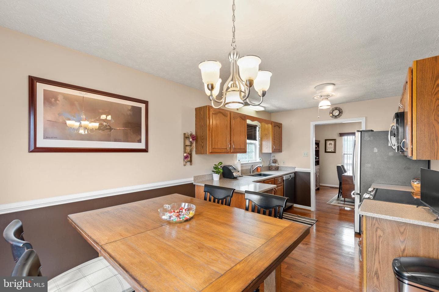 308 Montgomery Circle photo 11