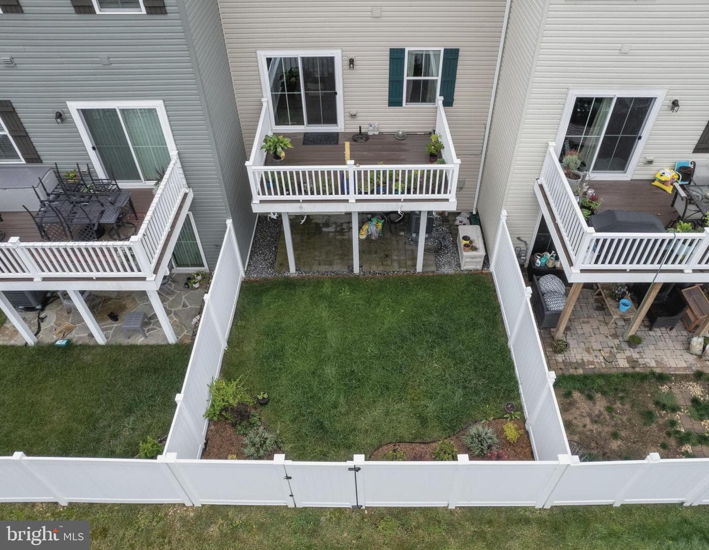 111 Burkwood Terrace photo 24