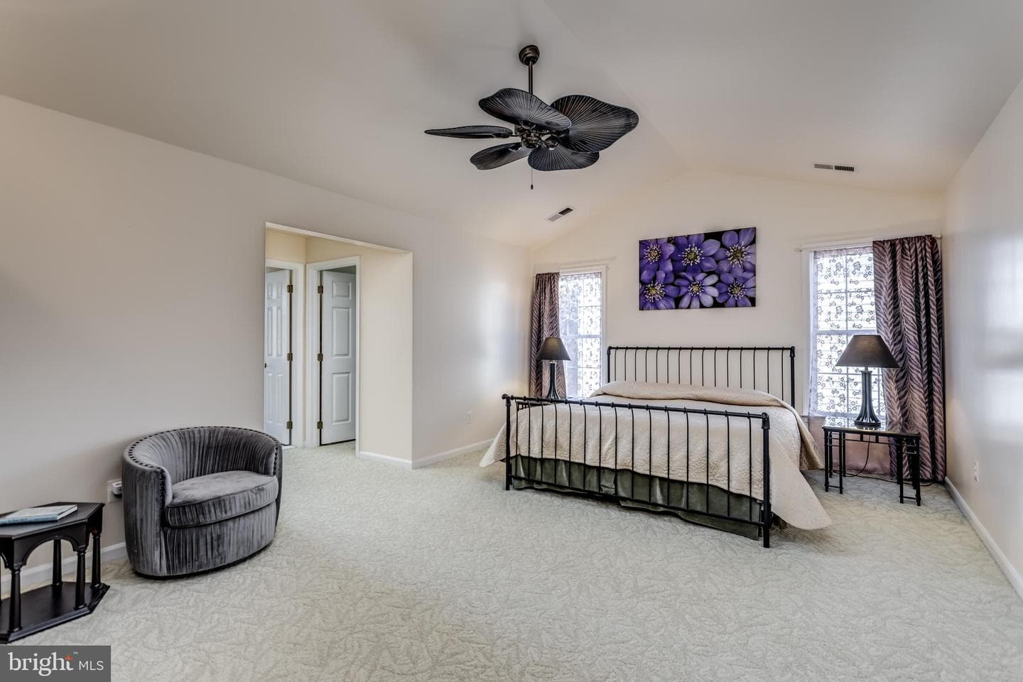102 Norfolk Court photo 20