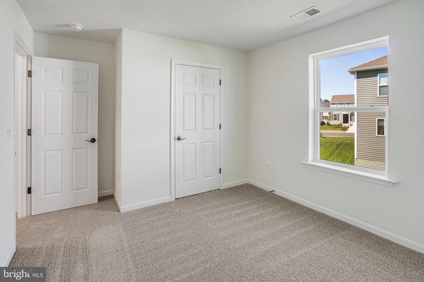 120 Midsummer Lane photo 18