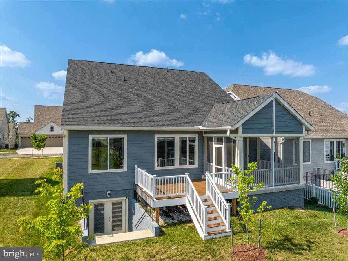 112 Stonecrop Court photo 37