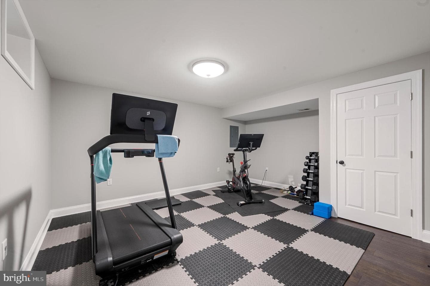 213 Rebecca Drive photo 33