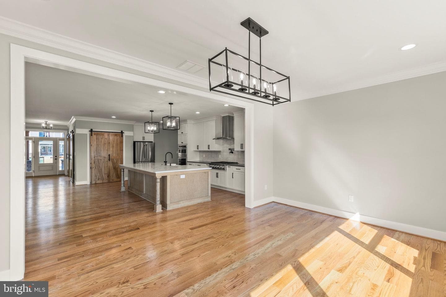 303 Summerfield Drive photo 11