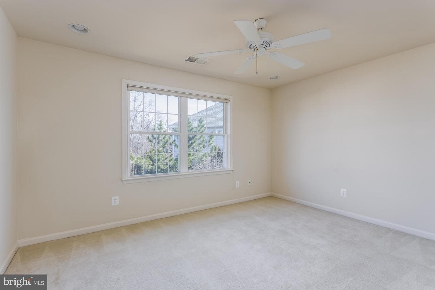 111 Heath Court photo 38