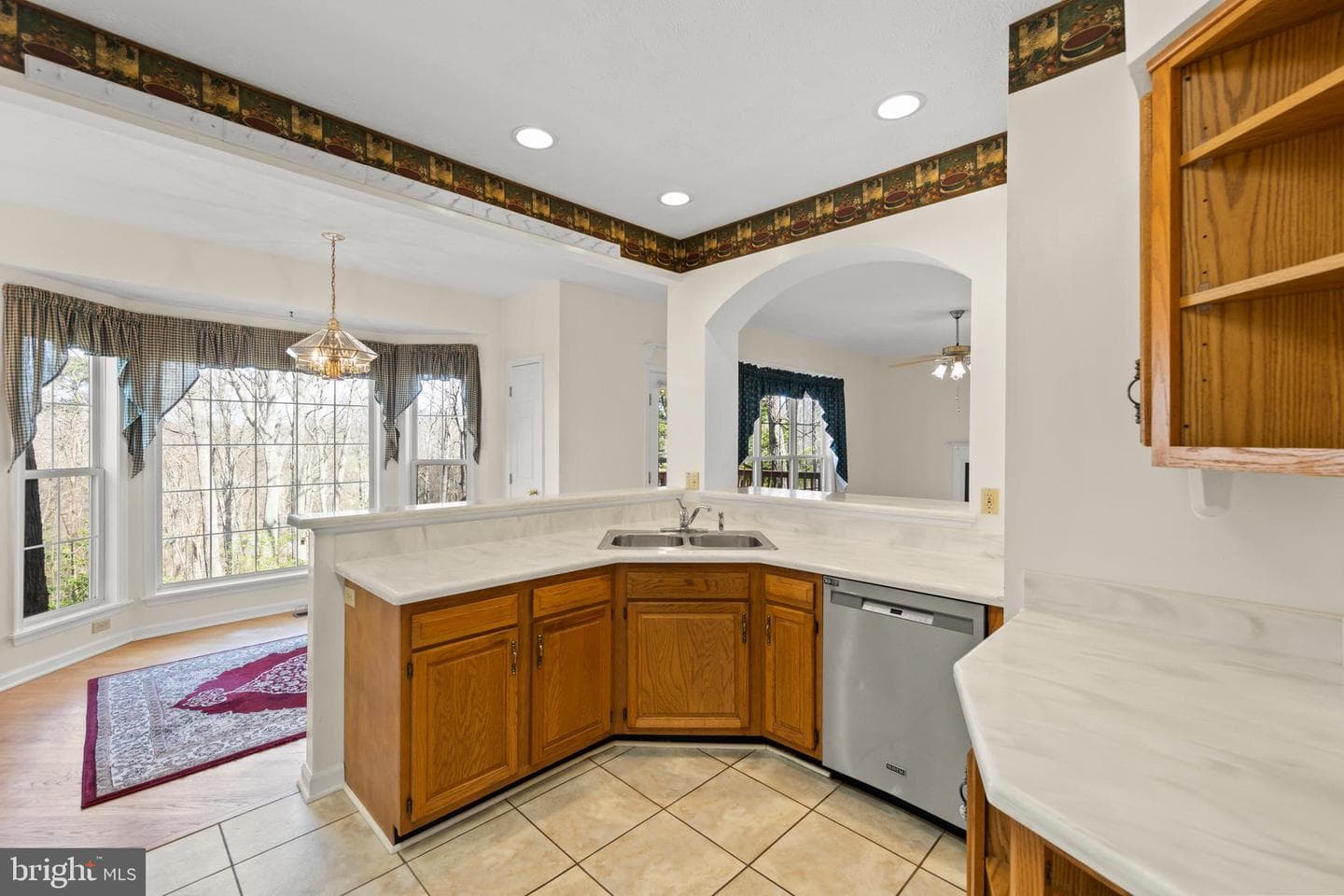 207 Cavalry Drive photo 10