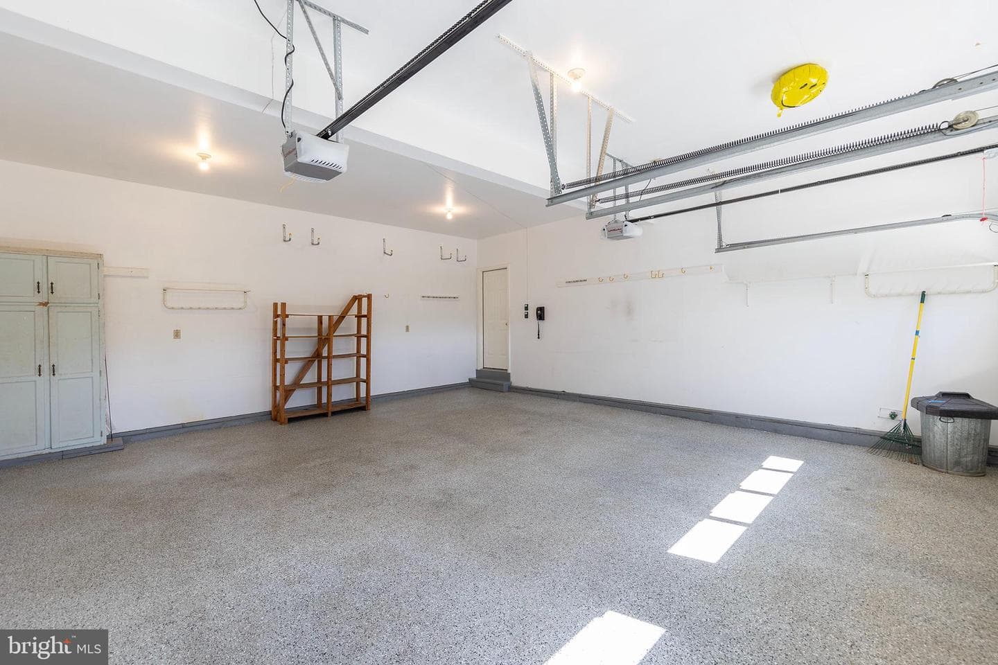 207 Cavalry Drive photo 43