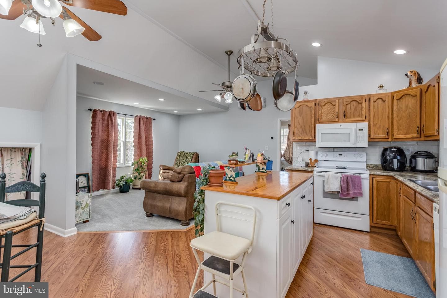 320 Adams Road photo 5