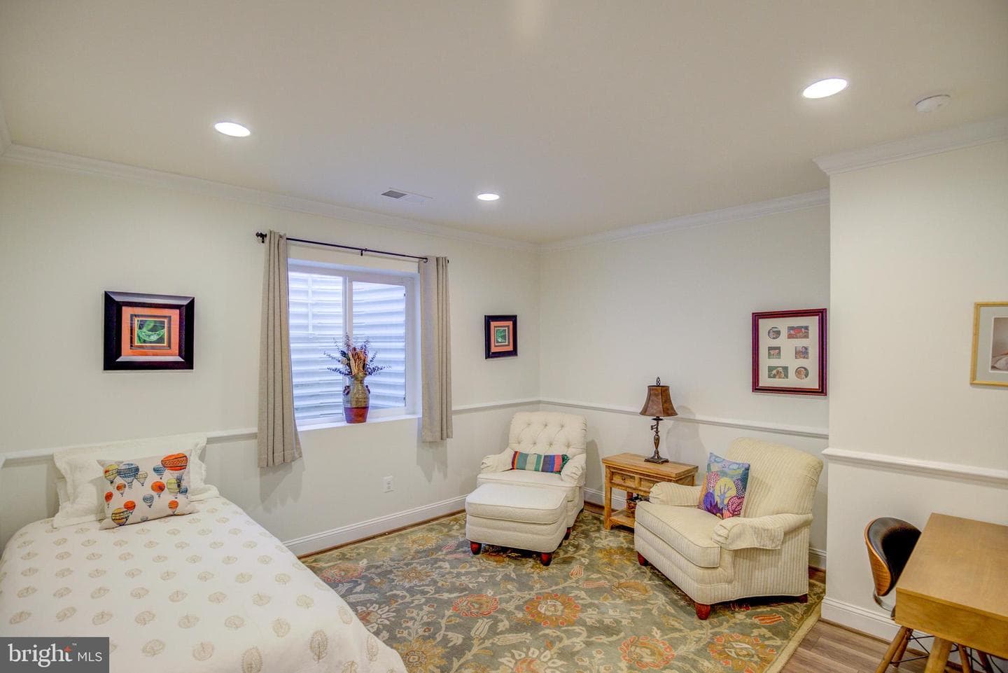 102 Harvester Drive photo 37