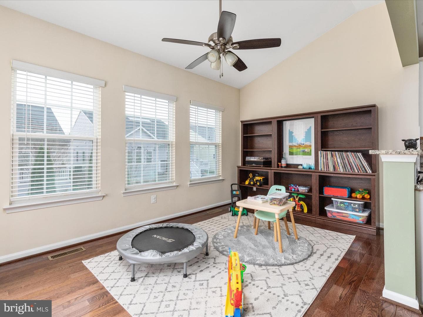 114 Pinwheel Court photo 13