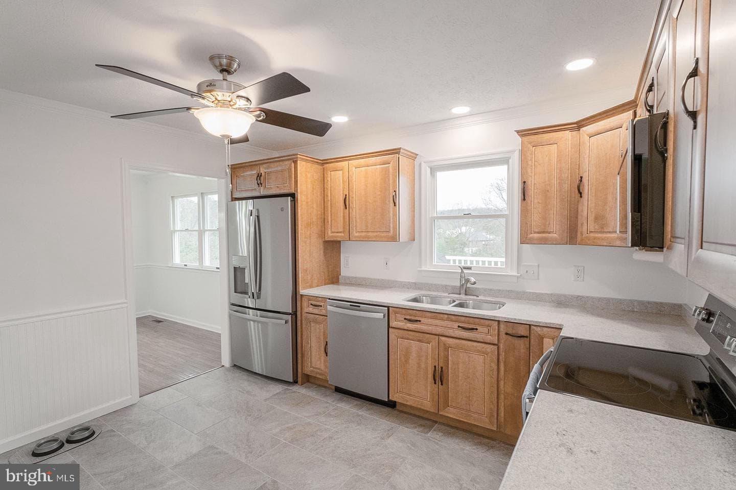 185 Isaac Drive photo 11