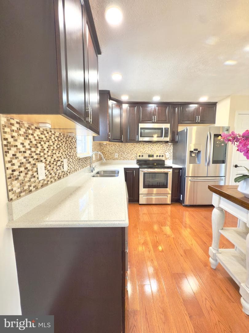 103 Charlton Road photo 22