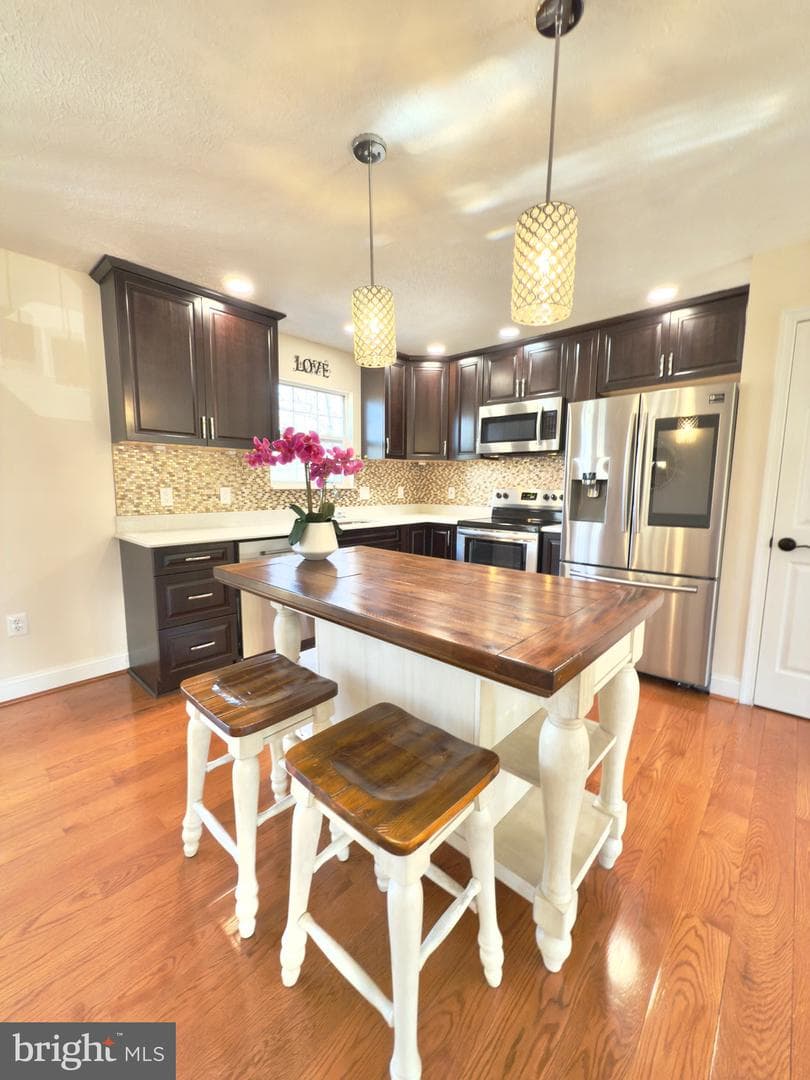 103 Charlton Road photo 23