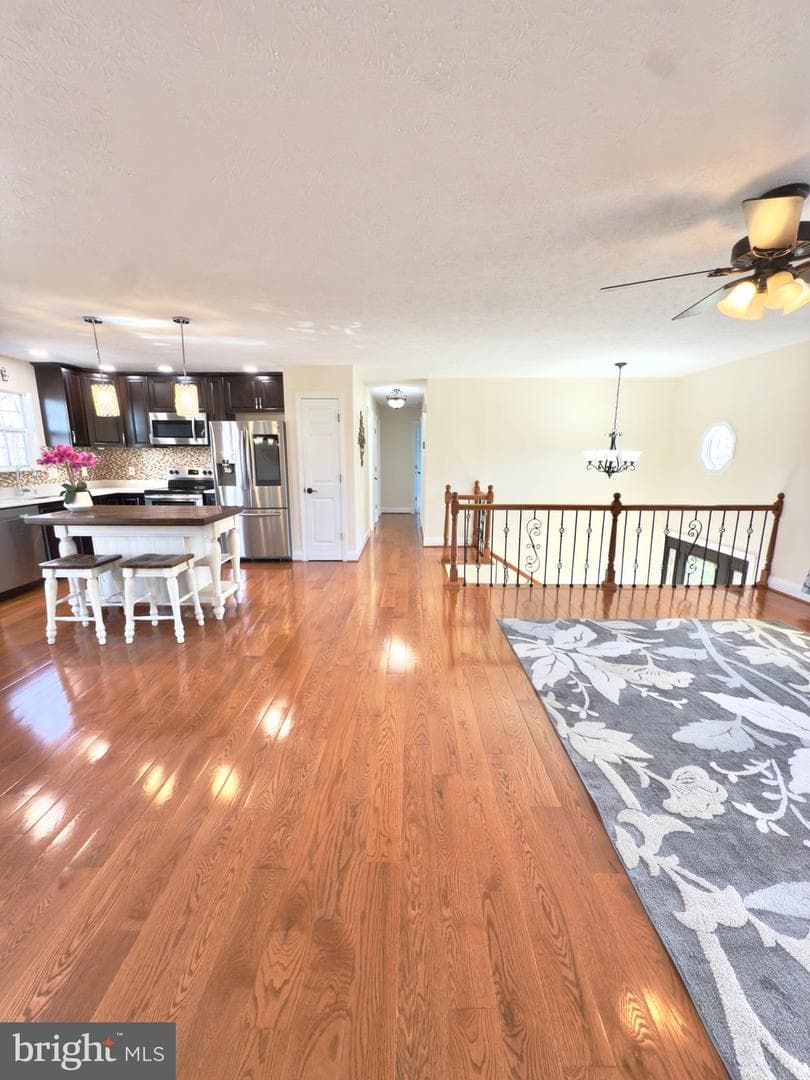 103 Charlton Road photo 26