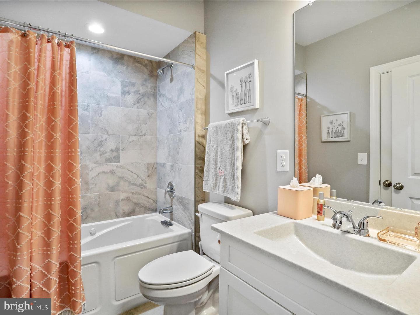 183 Garrison Court photo 33