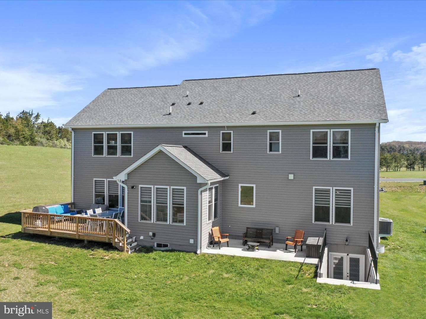 183 Garrison Court photo 71