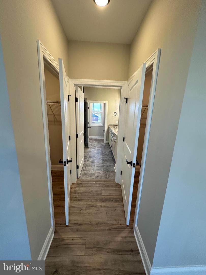 1005 Redbud Road photo 11