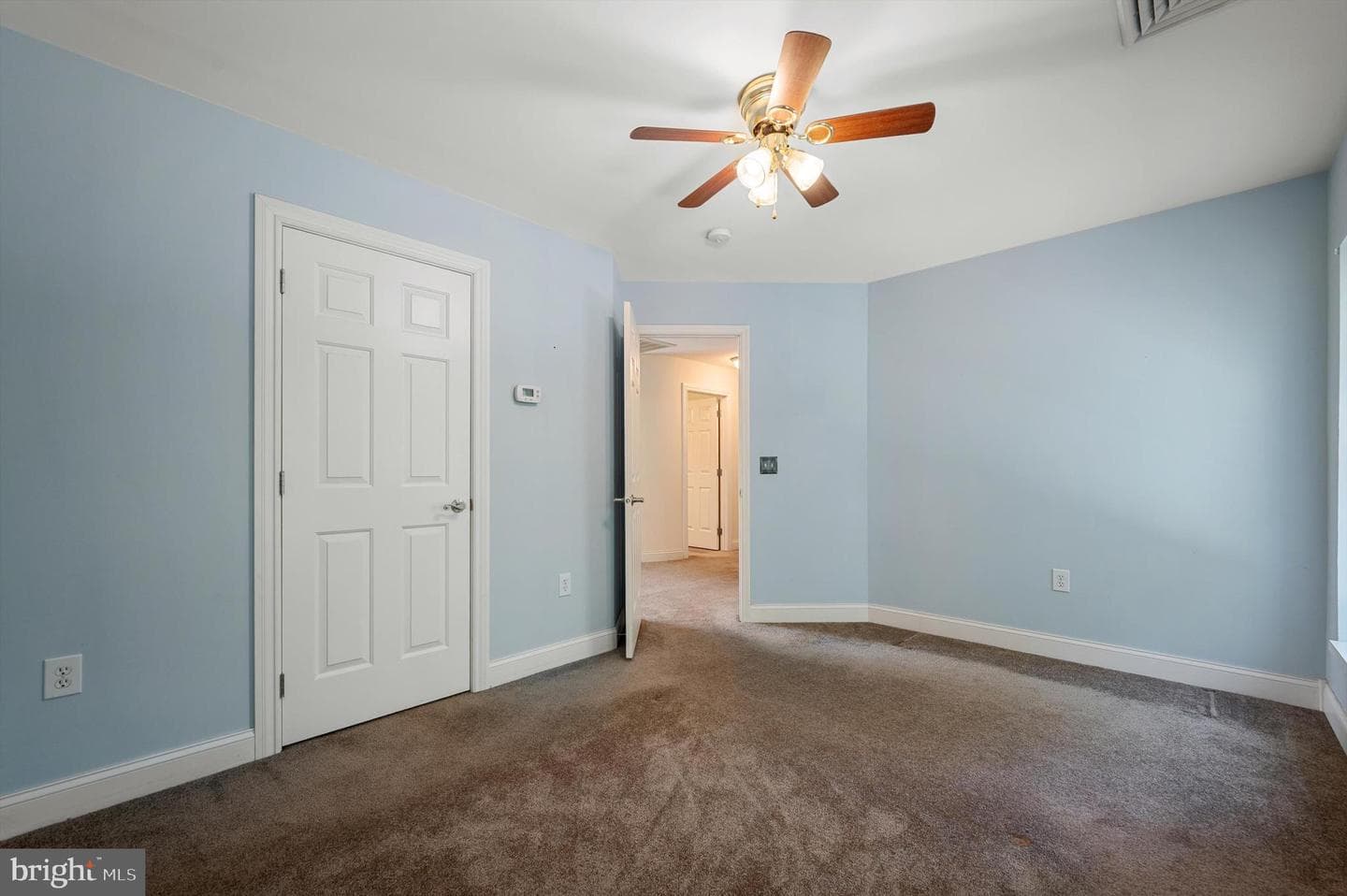 232 Devland Drive photo 37
