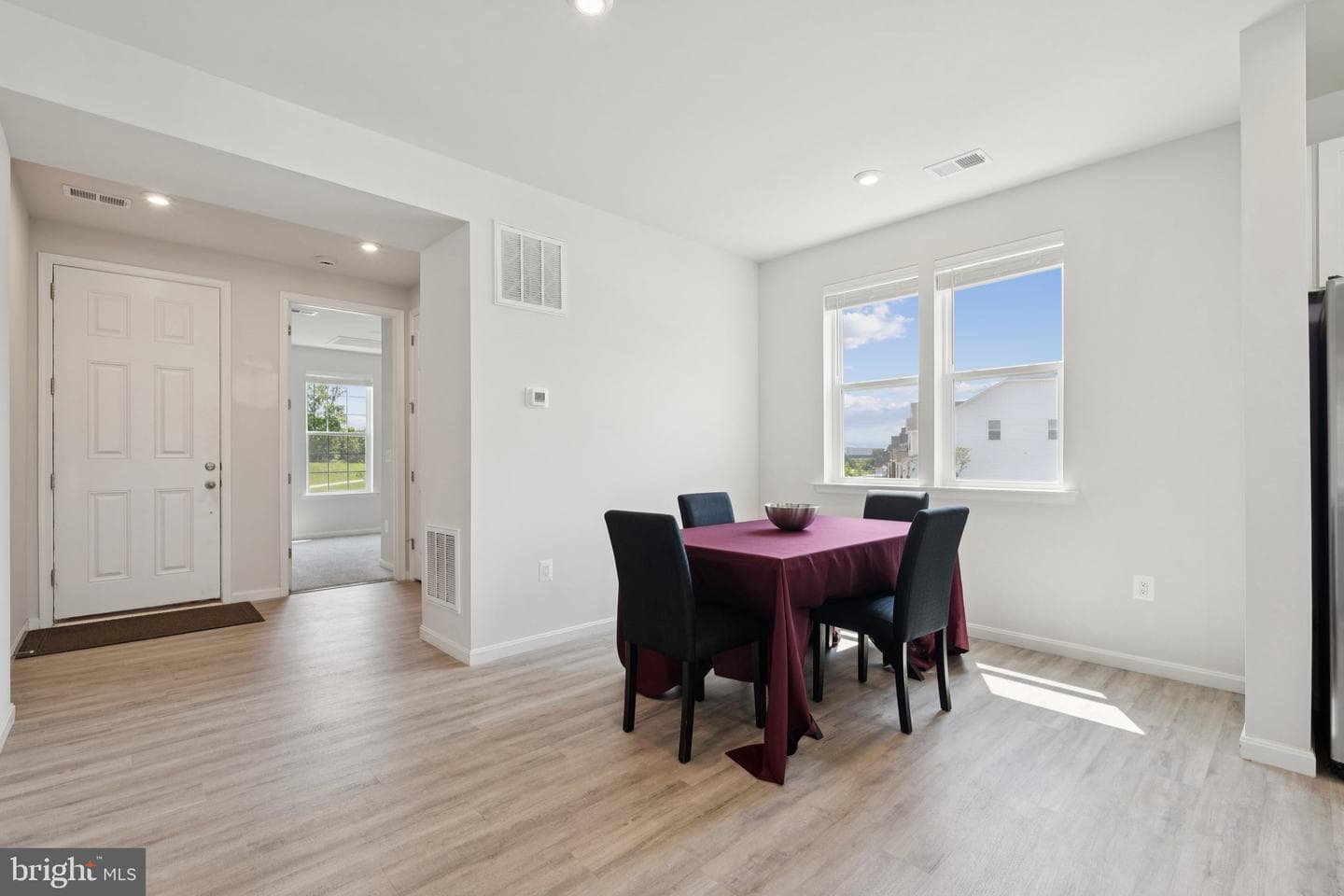 106 Poe Drive photo 10