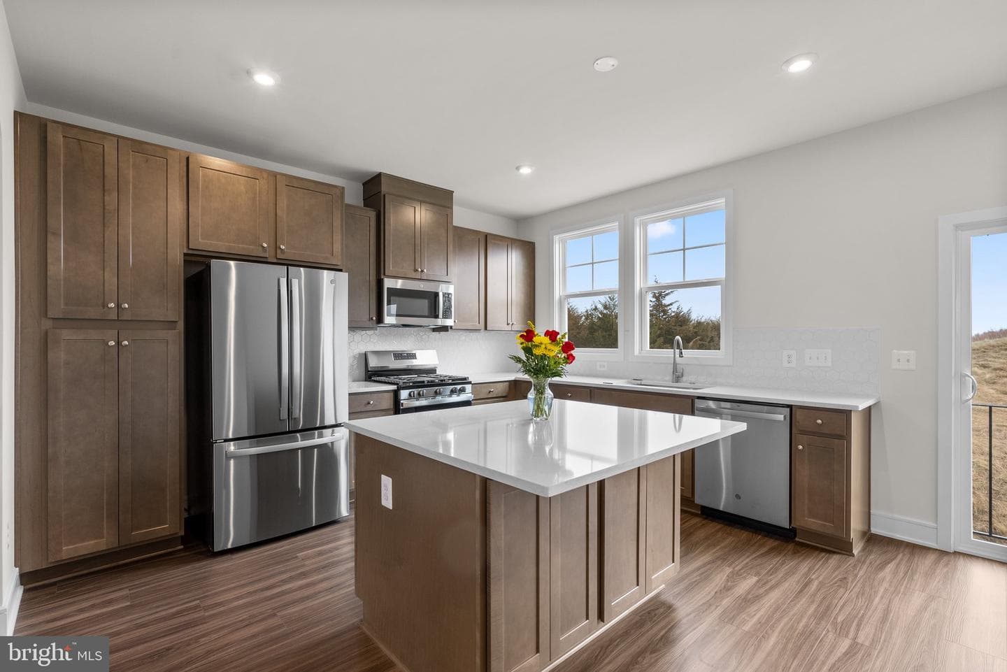 103 Checkerspot Way photo 2