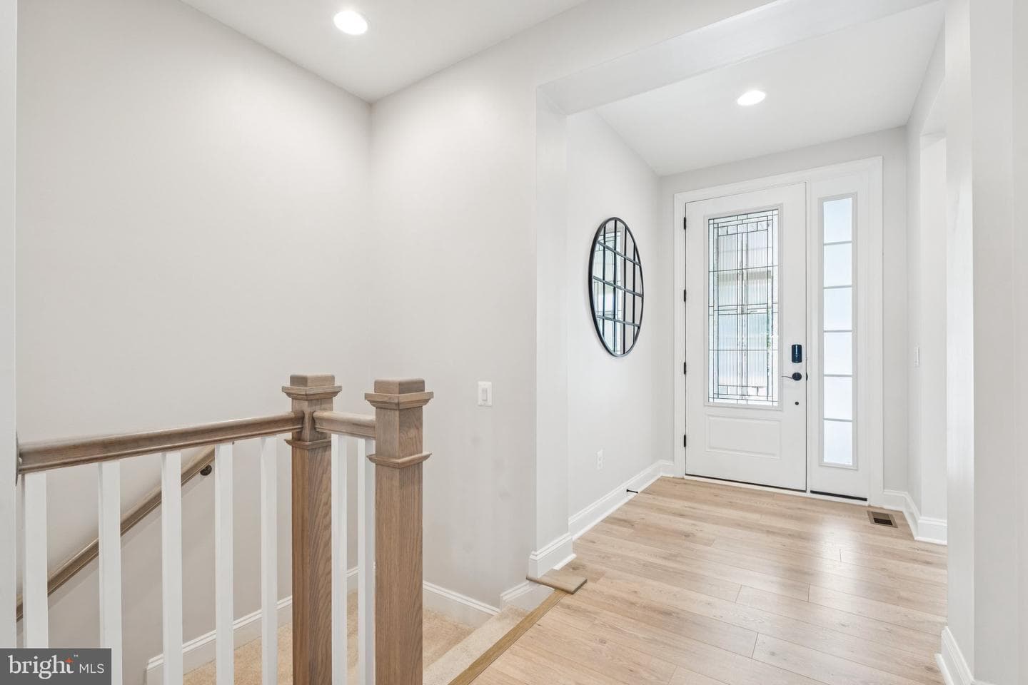 112 Viceroy Way photo 3