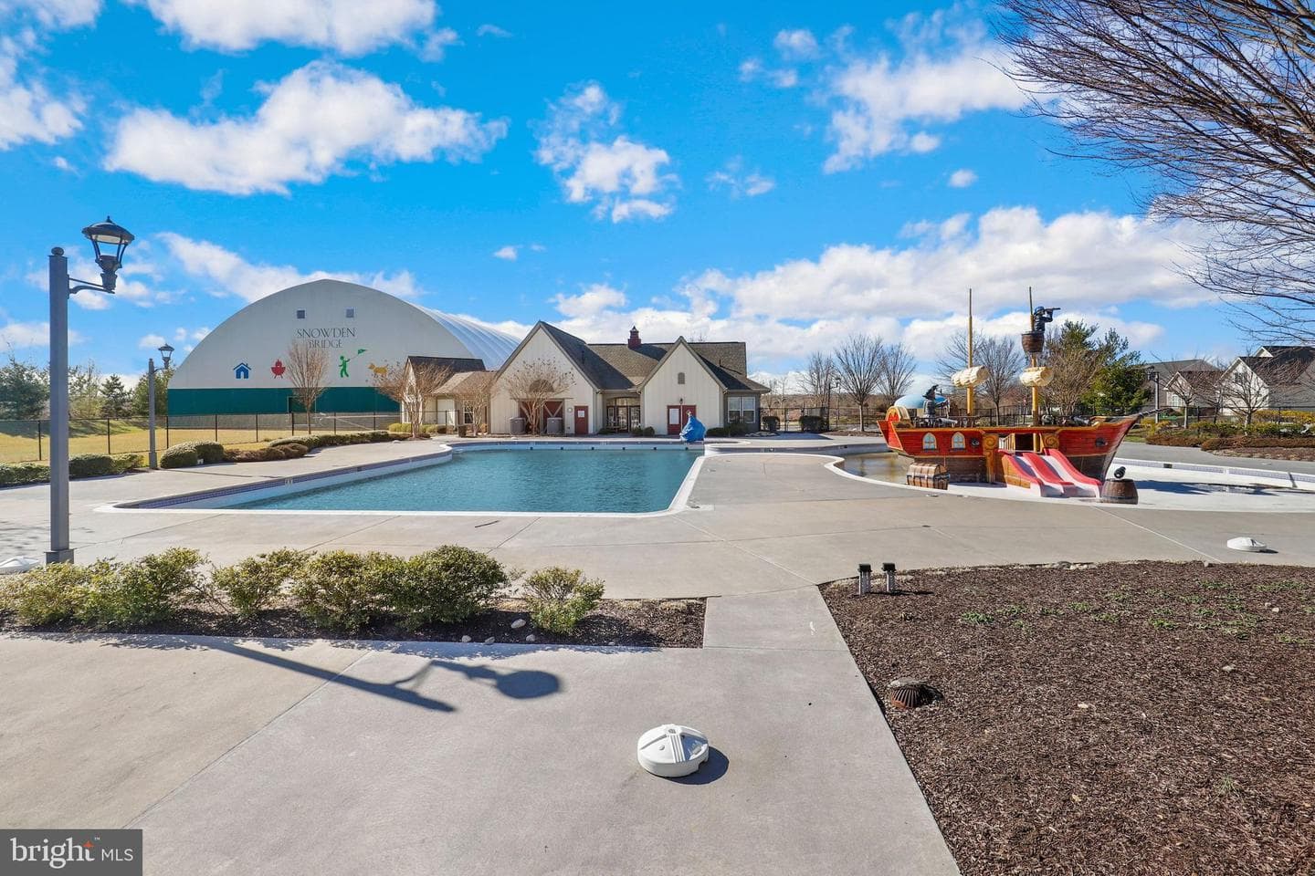 492 Parkland Drive photo 36