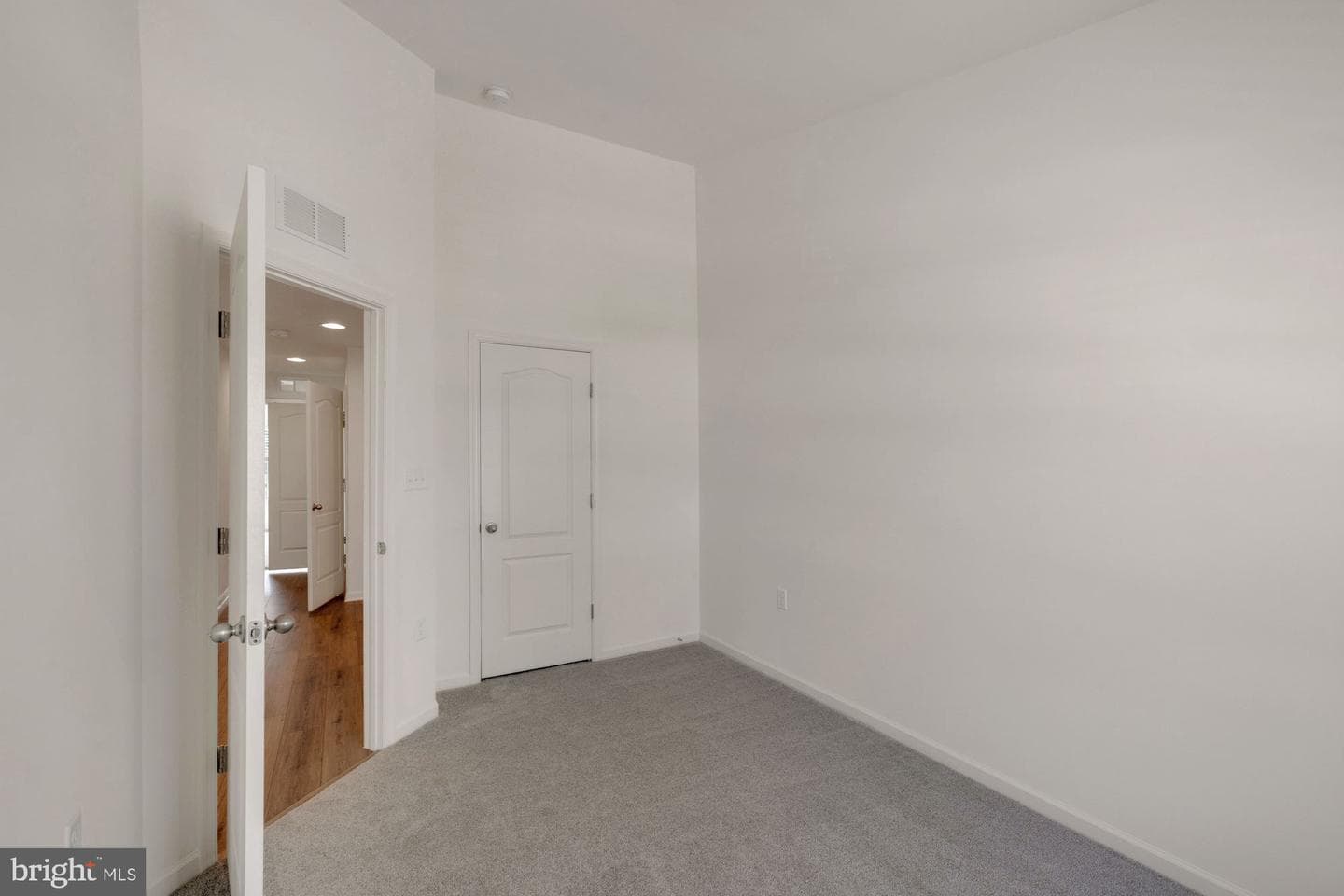 116 Copeley Circle photo 19