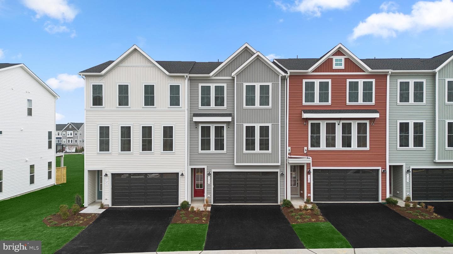 123 Galaxy Place photo 2
