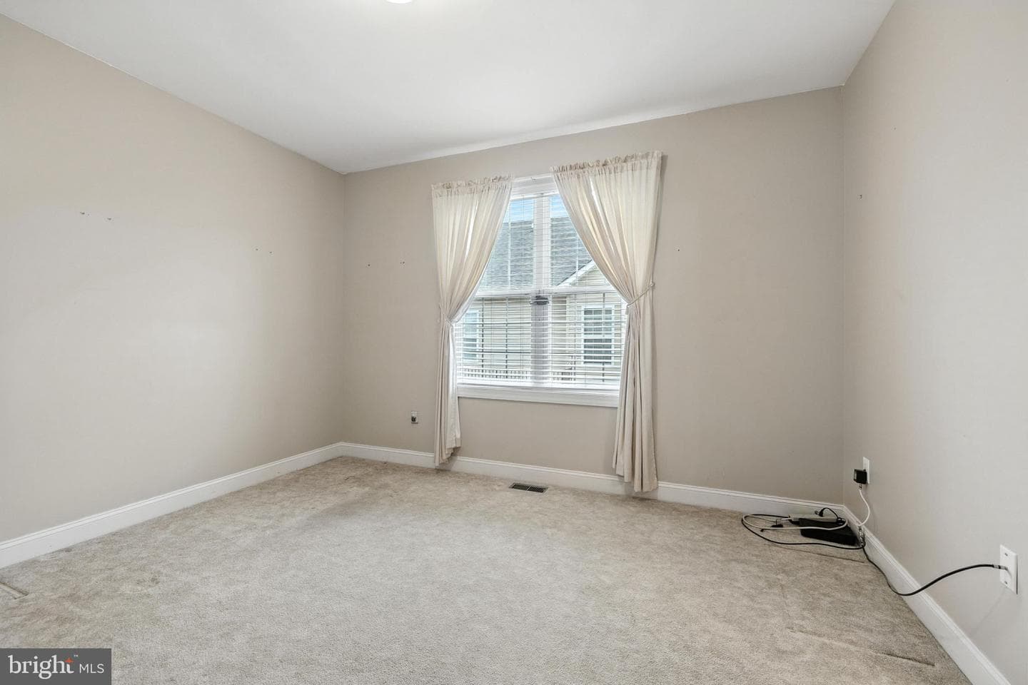 125 Dewberry Drive photo 16