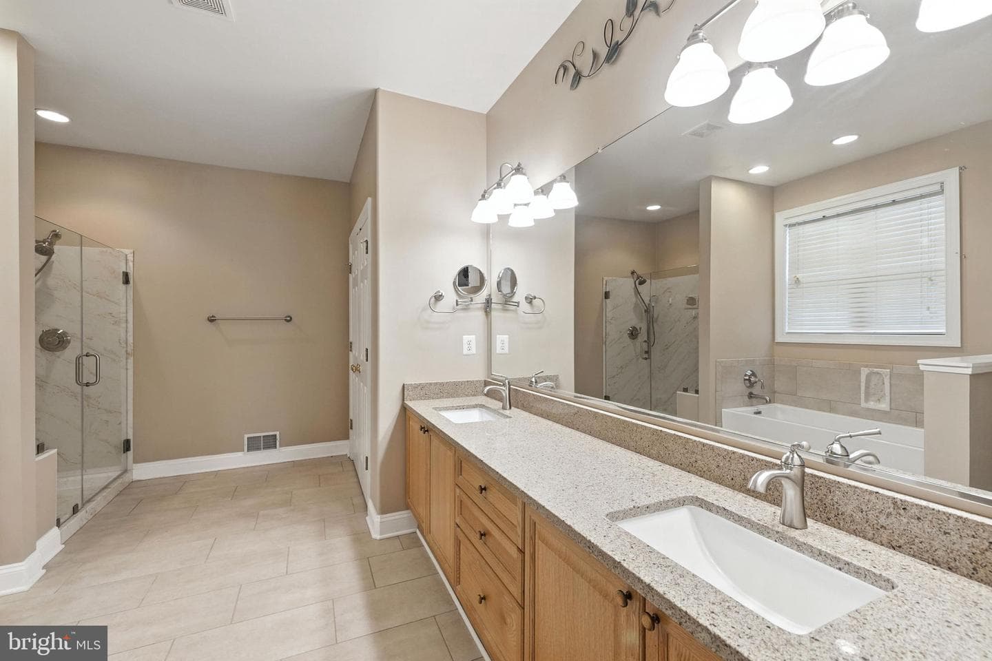 125 Dewberry Drive photo 35