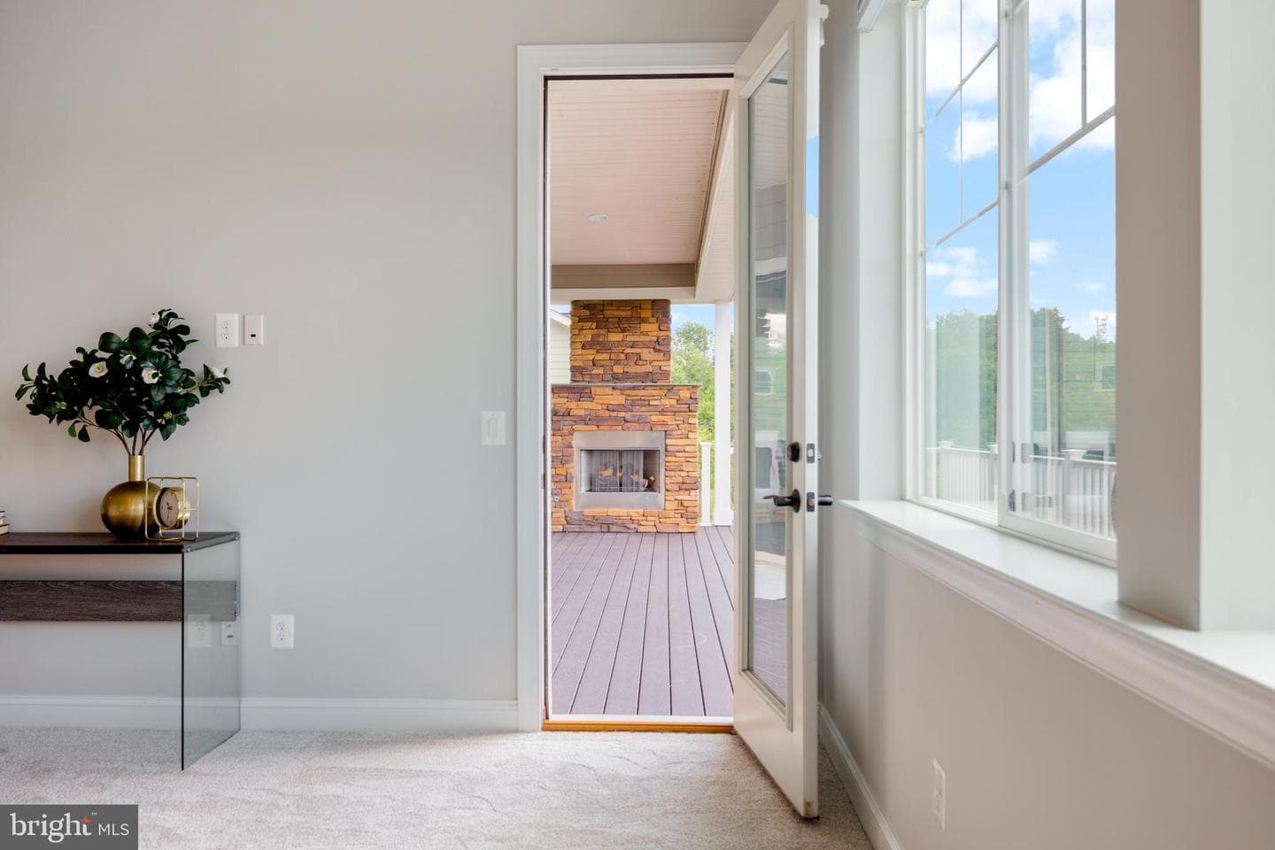 105 Harvester Drive photo 22