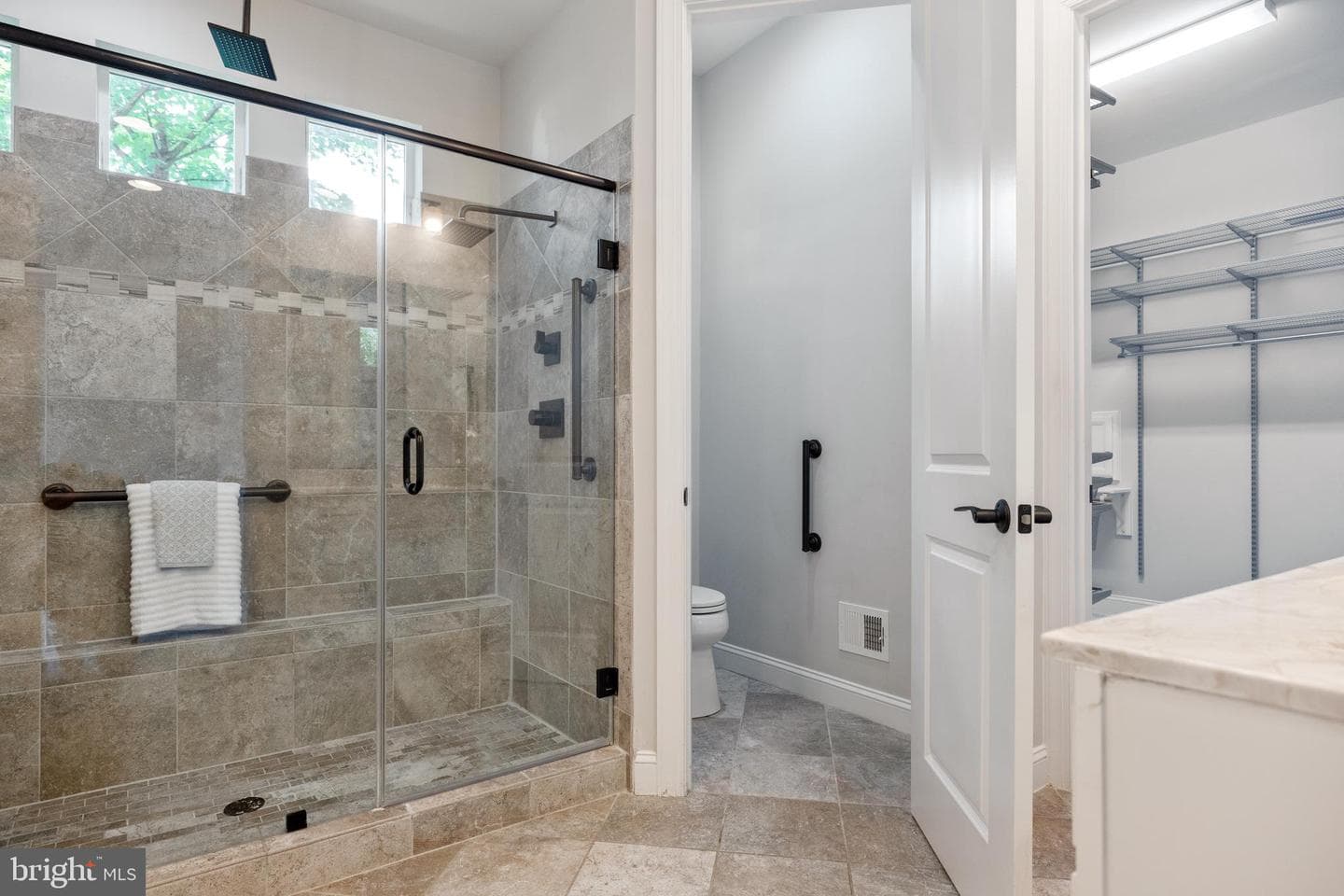 105 Harvester Drive photo 25