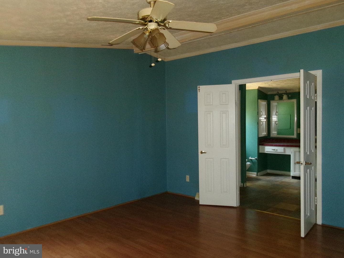 125 Whispering Knolls Drive photo 20