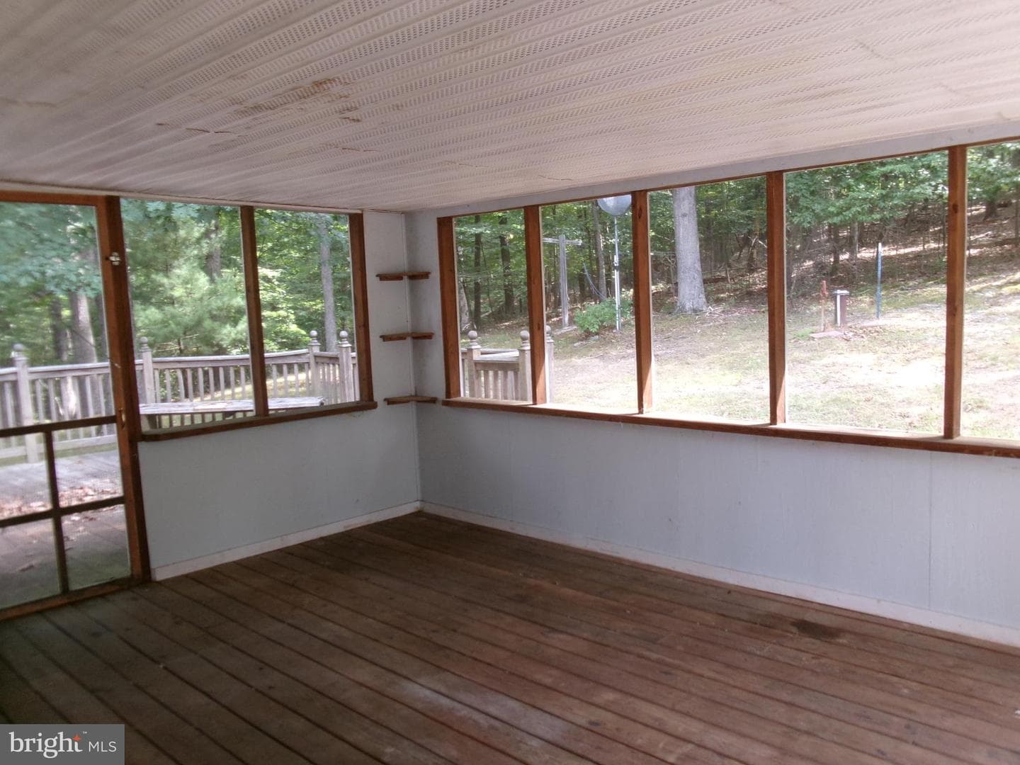 125 Whispering Knolls Drive photo 31