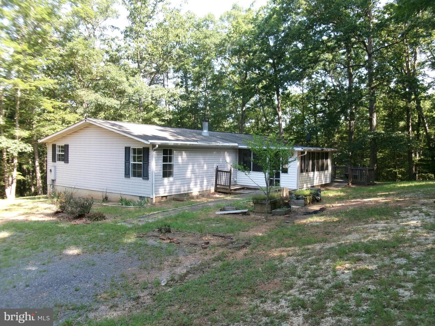 125 Whispering Knolls Drive photo 9