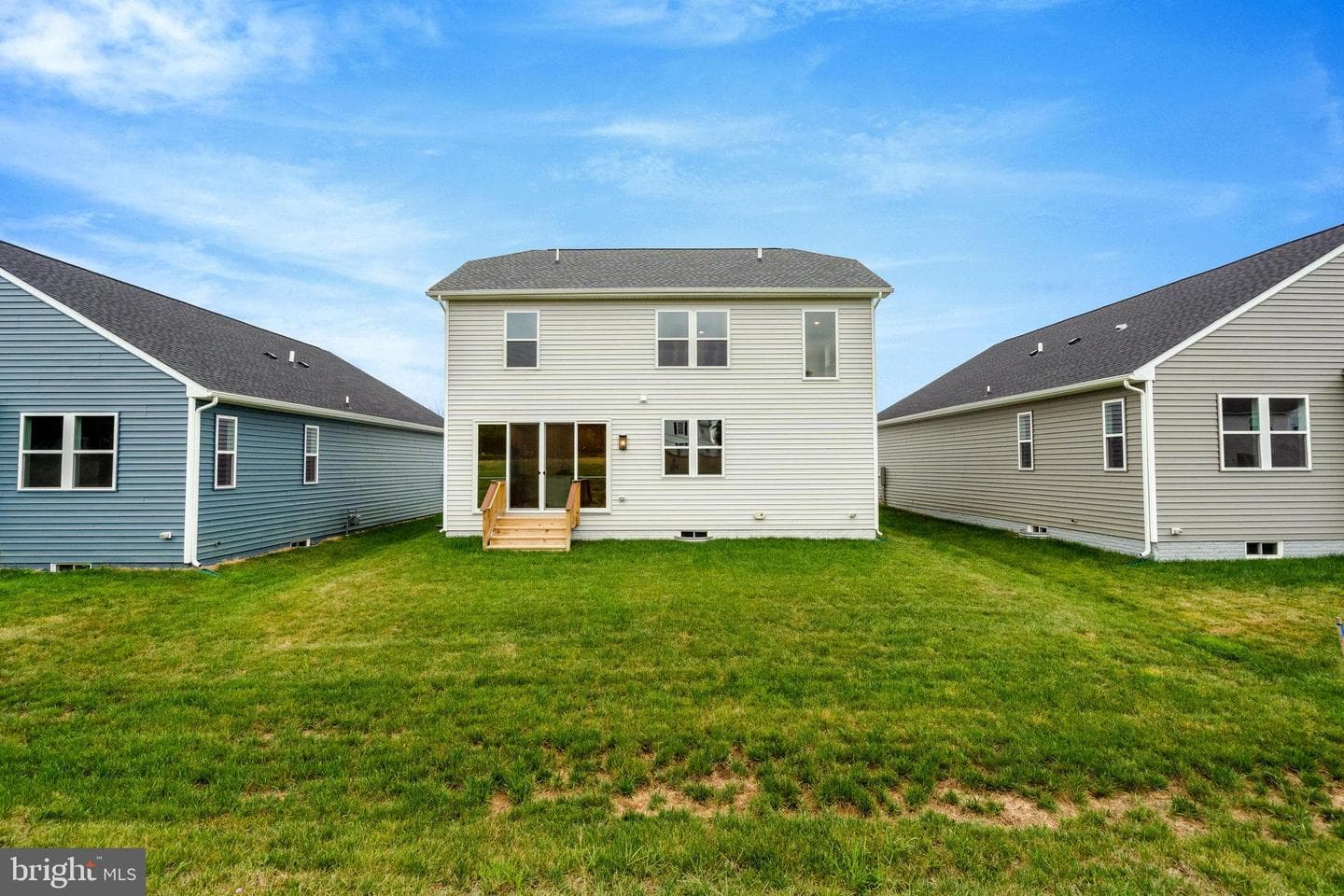 102 Midsummer Lane photo 49