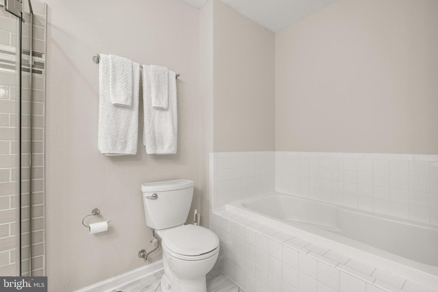216 Monticello Square photo 26