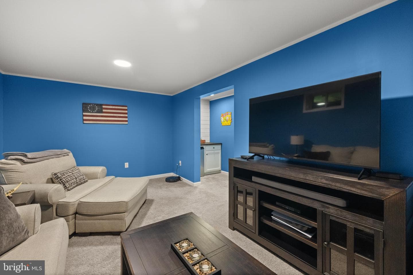 216 Monticello Square photo 5