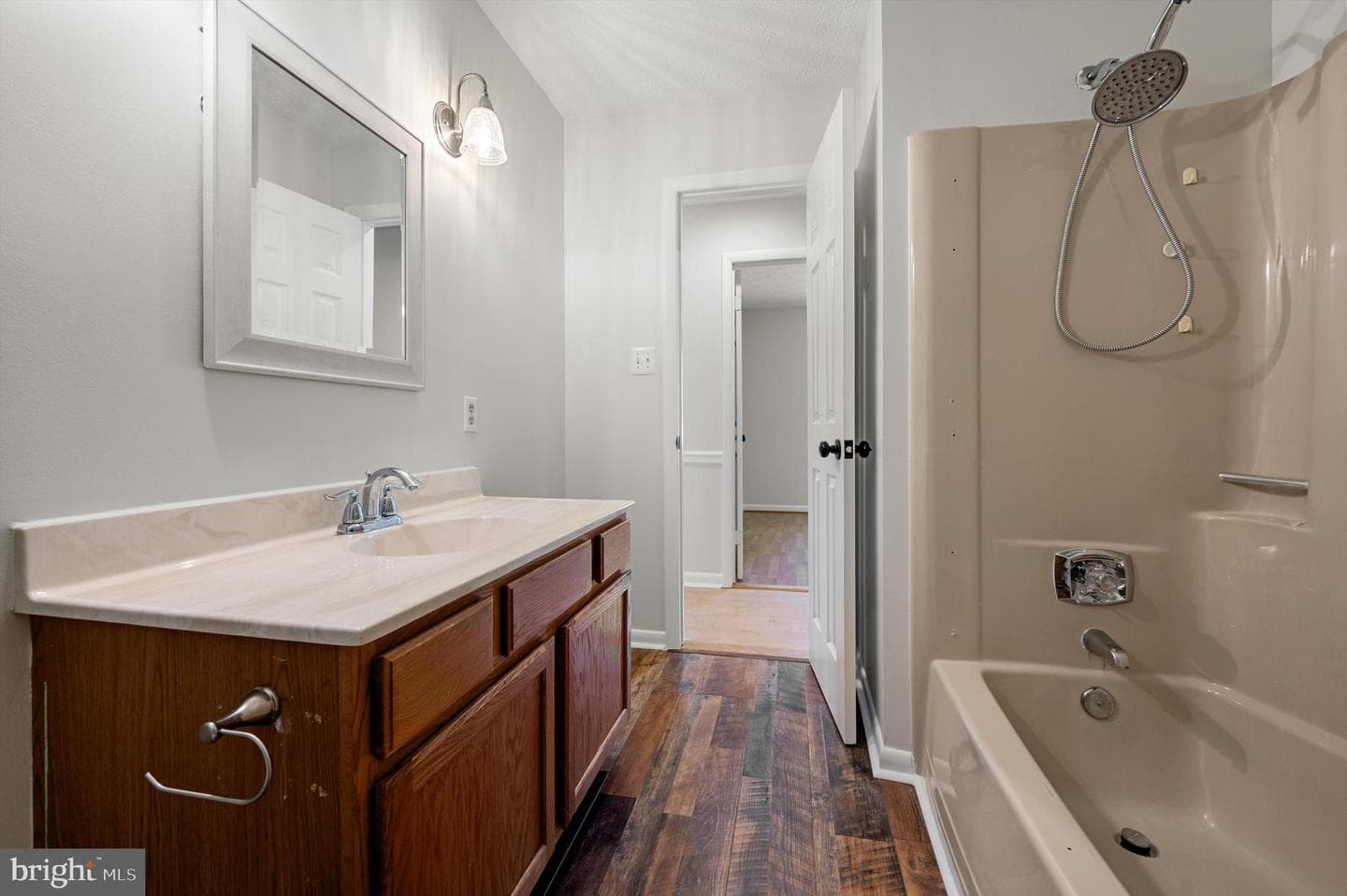 208 Wythe Avenue photo 20