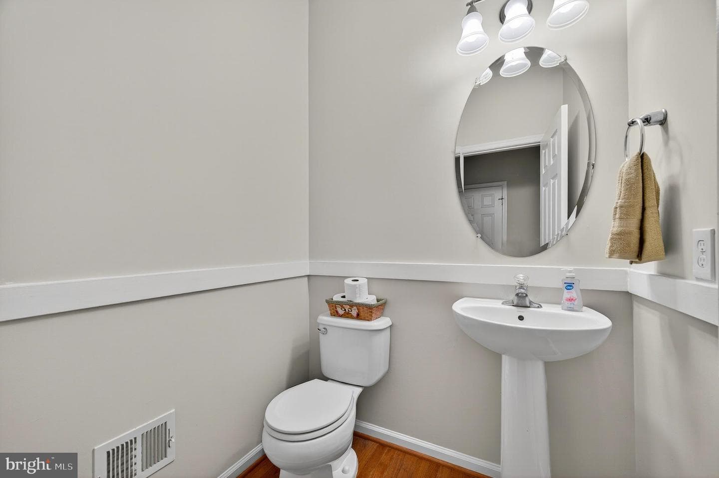 538 Garden Gate Drive photo 13