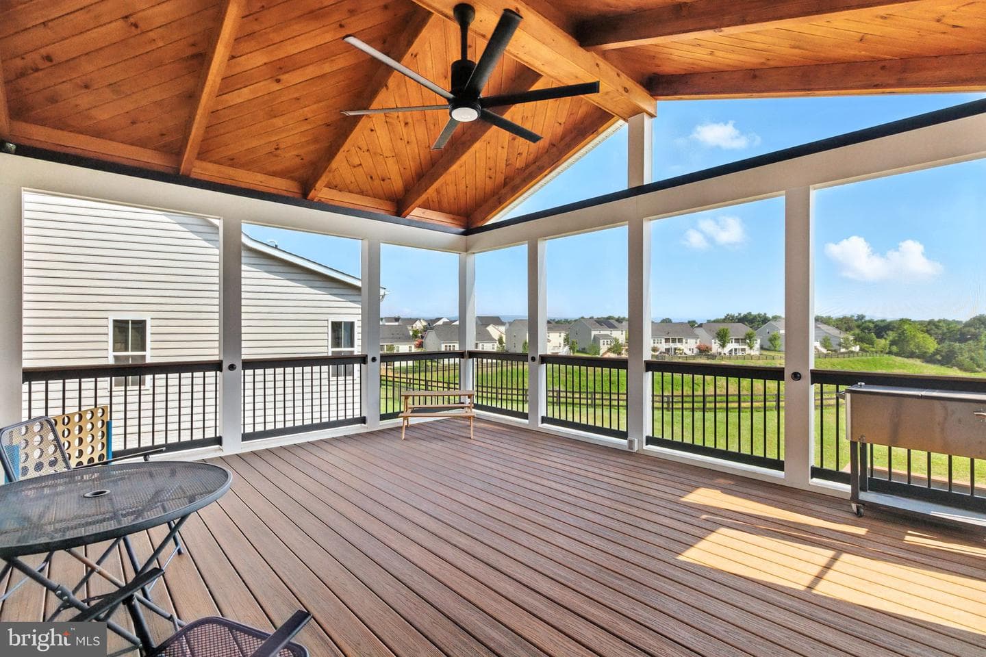 135 Skipper Drive photo 18