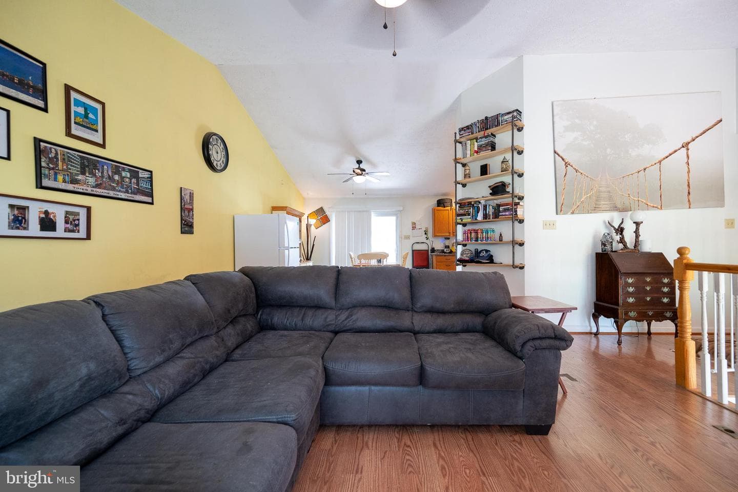 208 Ivory Drive photo 9
