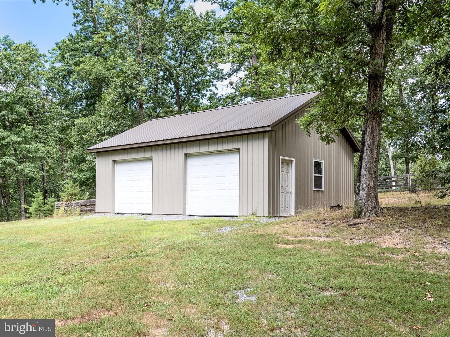 103 Comforter Lane photo 70